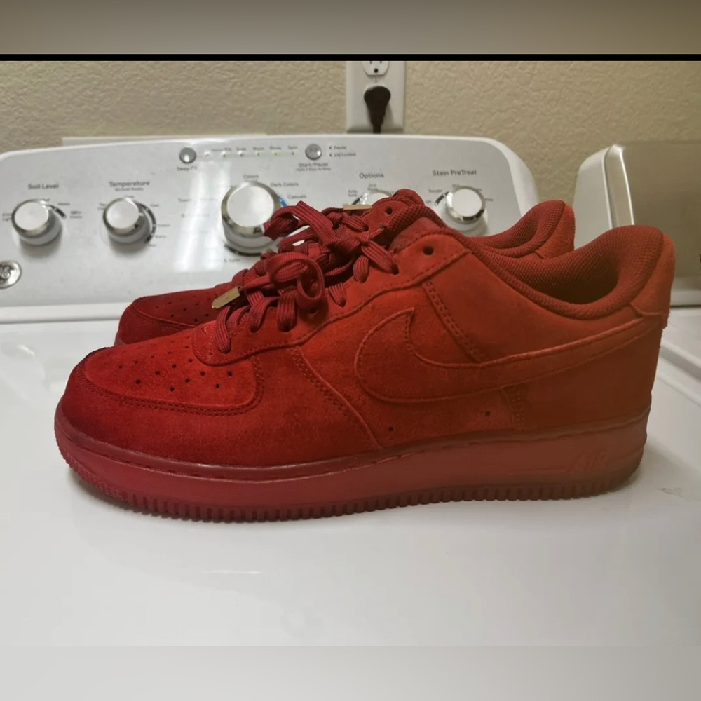 Red Air Force one suede with Original box